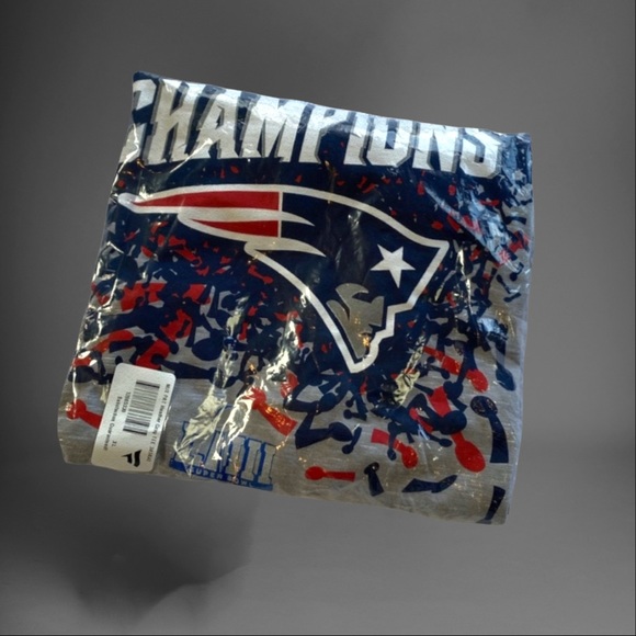 New England Patriots LIII (53rd) Super Bowl Champions t-shirt - Picture 10 of 10